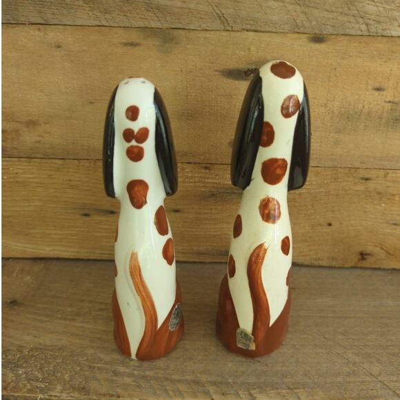 Vtg Anthropomorphic Kitschy Tall Hound Dog Salt & Pepper Shakers by Commodore - Picture 4 of 10
